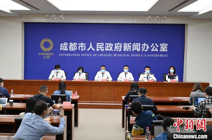 （抗擊新冠肺炎）成都1.48萬(wàn)家企業(yè)閉環(huán)管理、連續(xù)生產(chǎn)工業(yè)企業(yè)復(fù)工率達(dá)到65%