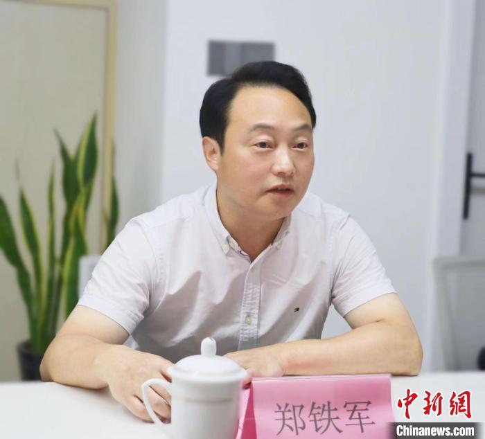 寧德市臺(tái)港澳辦主任鄭鐵軍講話?！窃式?攝