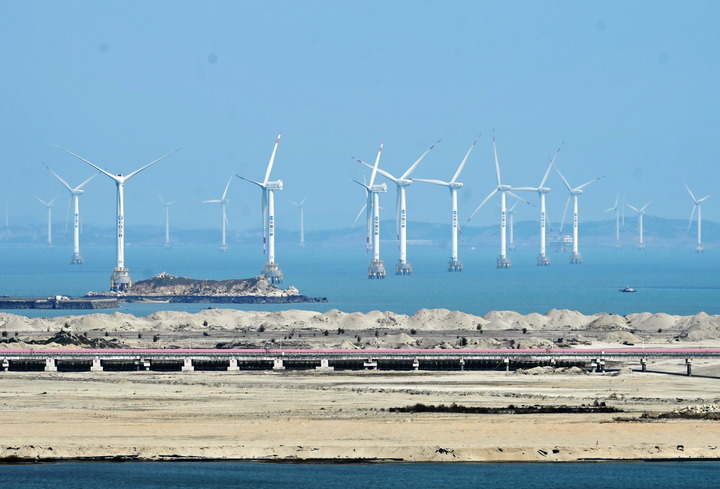 2021年3月9日，三峽福清興化灣海上風電場。新華社記者 林善傳 攝