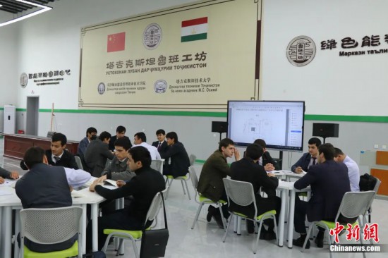 2023年4月，位于杜尚別的塔吉克斯坦魯班工坊課堂。張碩 攝