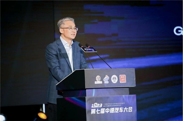 嘉興市人民政府市長李軍致辭。主辦方供圖