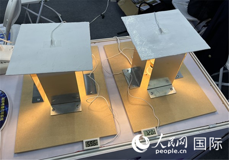 氣凝膠隔熱材料應(yīng)用效果展示。（人民網(wǎng)記者 陳思攝）