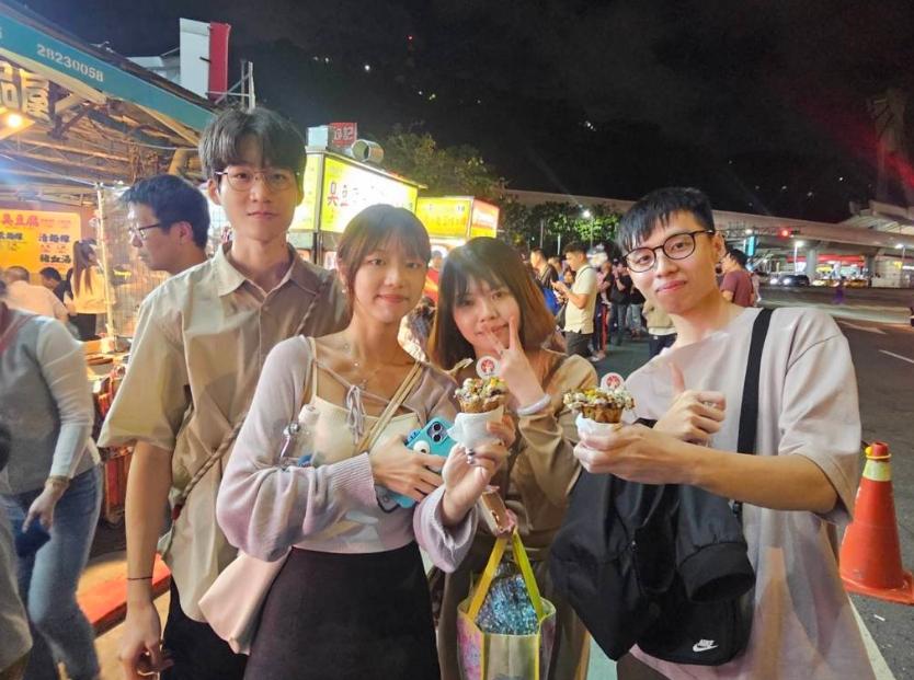 梅花糕受到臺灣年輕人的喜愛。圖片來源：臺灣“中時新聞網(wǎng)”游定剛攝