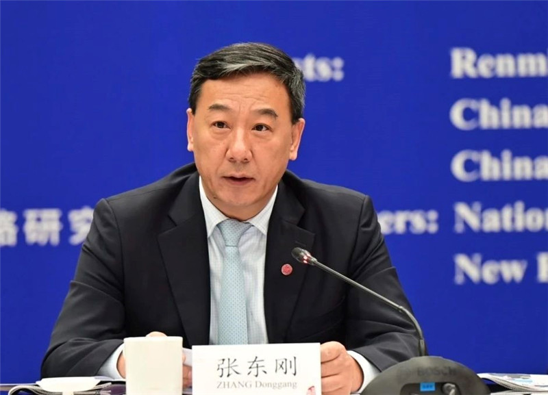 中國人民大學(xué)黨委書記、國家發(fā)展與戰(zhàn)略研究院理事長張東剛作論壇開幕致辭。主辦方供圖