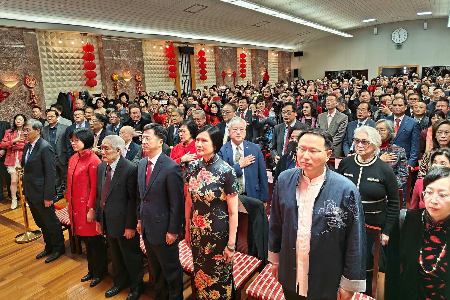 領(lǐng)區(qū)各州代表參加招待會。主辦方供圖