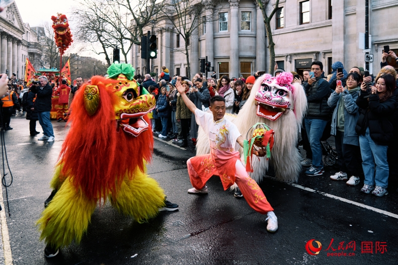 倫敦新春慶典現(xiàn)場(chǎng)。人民網(wǎng) 郭錦標(biāo)、楊浩鵬攝