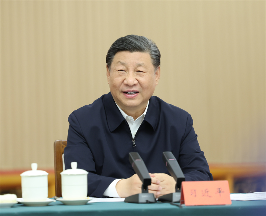 2024年5月23日下午，中共中央總書記、國家主席、中央軍委主席習(xí)近平在山東省濟南市主持召開企業(yè)和專家座談會并發(fā)表重要講話。新華社記者 鞠鵬 攝