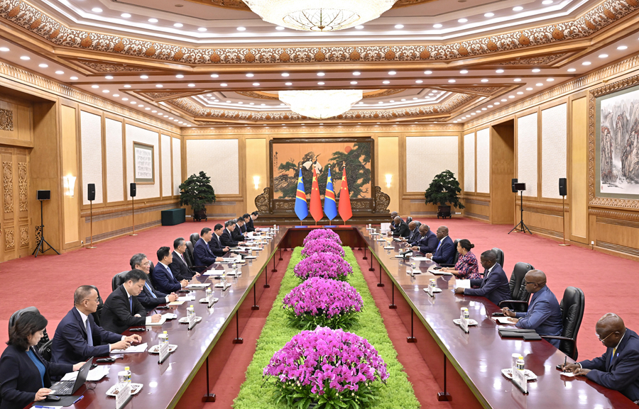 9月2日上午，國家主席習(xí)近平在北京人民大會堂會見來華出席中非合作論壇北京峰會的剛果（金）總統(tǒng)齊塞克迪。
