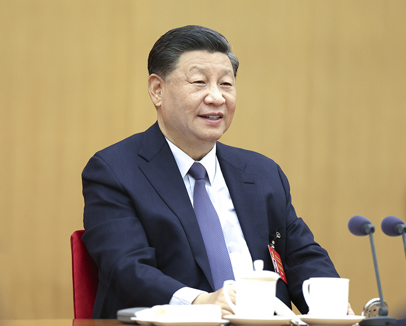 2022年10月17日，習(xí)近平同志參加黨的二十大廣西代表團(tuán)討論。