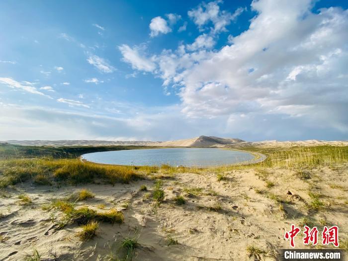 圖為關(guān)停四年后的沙島景區(qū)現(xiàn)狀?！±罱瓕?攝