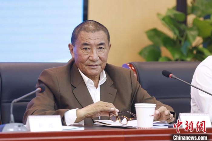 5月19日，由中國人權(quán)研究會(huì)、中國西藏文化保護(hù)與發(fā)展協(xié)會(huì)、中國藏學(xué)研究中心主辦的“紀(jì)念西藏和平解放70周年國際學(xué)術(shù)研討會(huì)”在北京舉行。西藏自治區(qū)政協(xié)副主席珠康·土登克珠指出，長期以來，西方敵對(duì)勢(shì)力和達(dá)賴集團(tuán)完全不顧事實(shí)真相，誣蔑造謠西藏“缺乏宗教信仰自由”。事實(shí)上，在西藏，寺院受到有效保護(hù)，廣大信教群眾的宗教信仰得到尊重，僧侶的宗教活動(dòng)有序進(jìn)行，宗教信仰自由政策在西藏得到全面、正確的貫徹執(zhí)行?！?<a target='_blank' ></p><p  align=