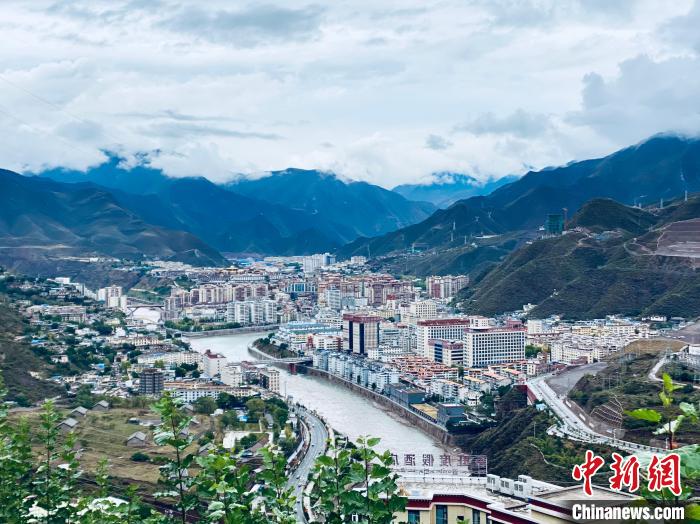 圖為“藏東明珠”昌都。　李江寧 攝