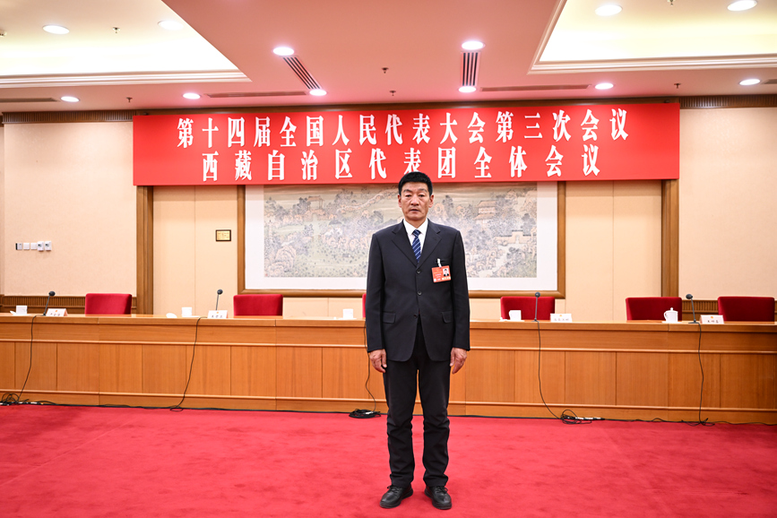 全國(guó)人大代表、國(guó)網(wǎng)拉薩供電公司城區(qū)供電服務(wù)中心帶電作業(yè)保電班副班長(zhǎng)扎西尼瑪。次吉美朵攝